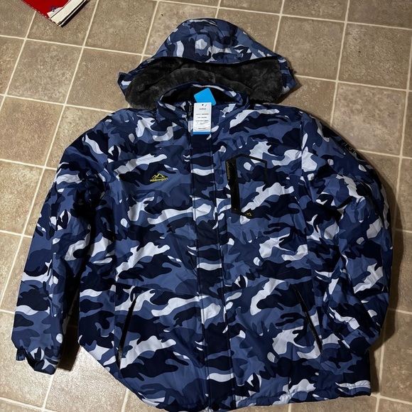 MAGCOMSEN Camo Ski Jacket Size 2XL - Picture 2 of 7